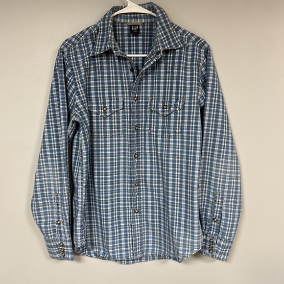 GAP Blue Plaid Men’s Western Shirt, snaps, SML, great condition - Picture 1 of 7